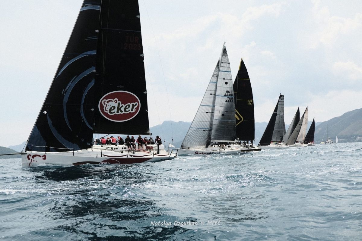 Eker Yelken Takımı, Marmaris Kış Trofesi’nde birinci oldu  