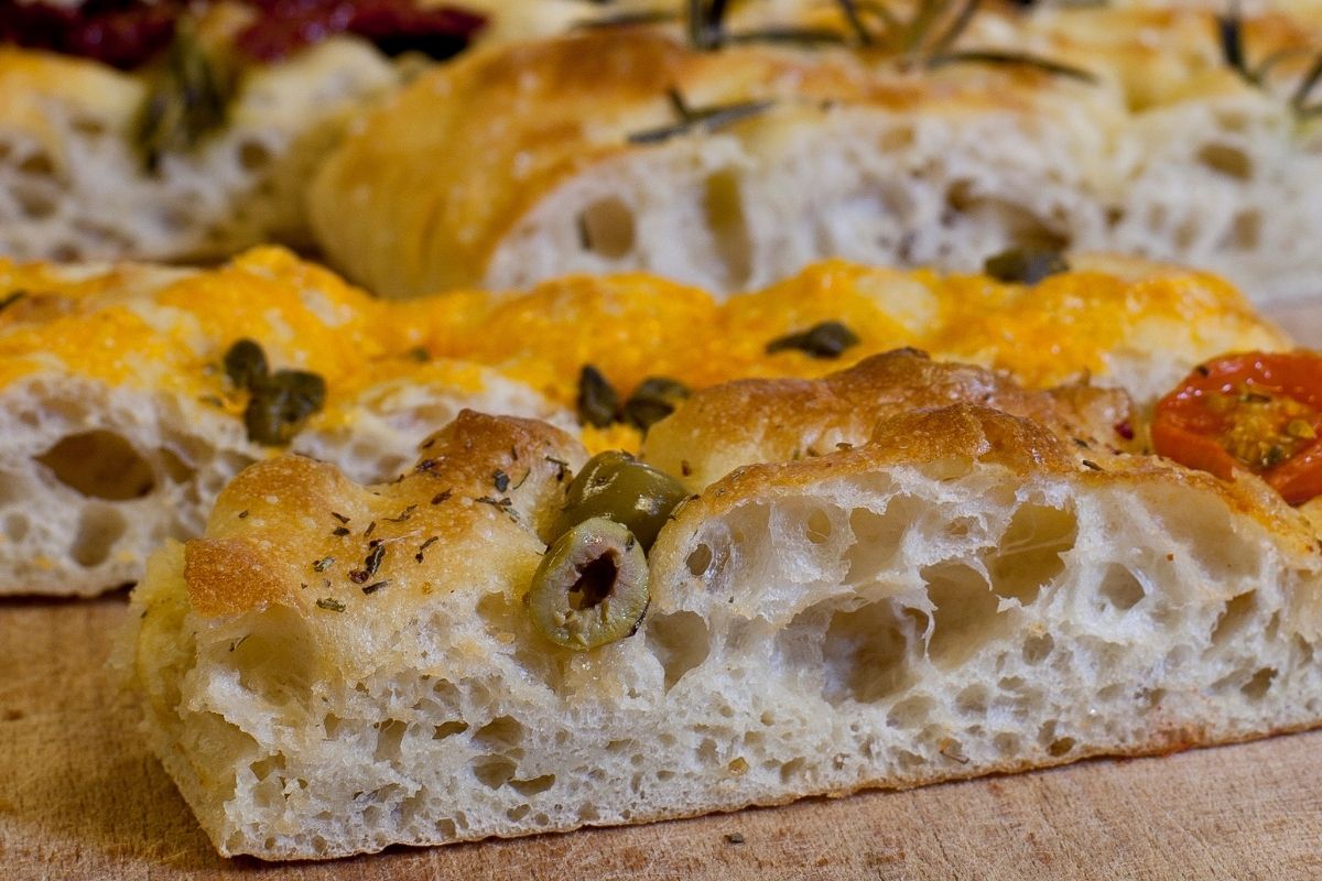 Inventis ile İtalyan lezzeti “Focaccia ekmeği”