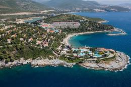 Pine Bay Holiday Resort, bayram tadında bir deneyim sunuyor