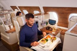 Emirates, yemek ön sipariş hizmetini tanıtıyor